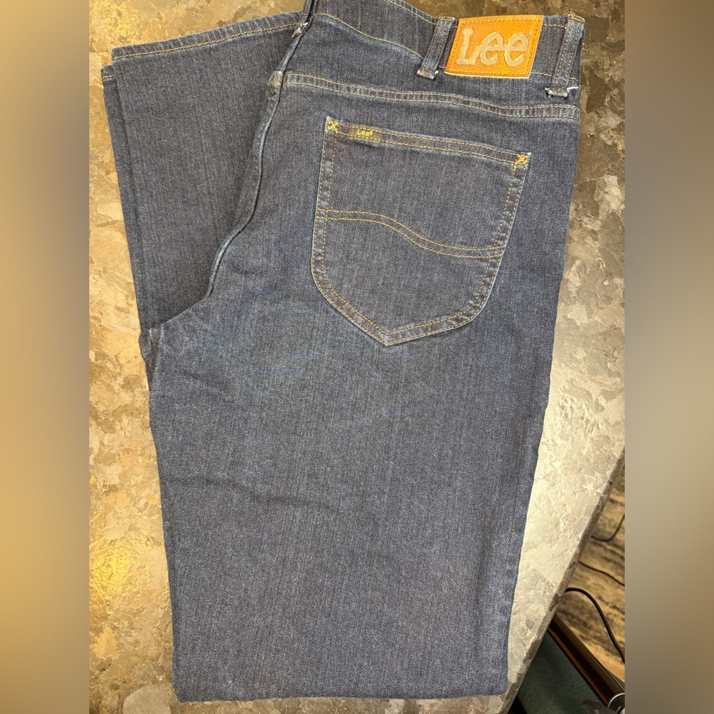 Lee Men's Straight Fit Dark Blue Jeans 36x34